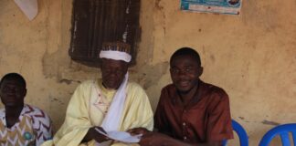Late Village Head of Chonoko, Muhammadu Damisa Gomo with Mukhtar Ya'u Madobi From PRNigeria, Abuja.