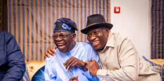 Asiwaju Bola Tinubu, the Presidential Candidate of the ruling All Progressives Congress (APC), hosted ex-President Goodluck Jonathan and representatives of the ECOWAS Election Monitoring Team at his Abuja residence on Tuesday.