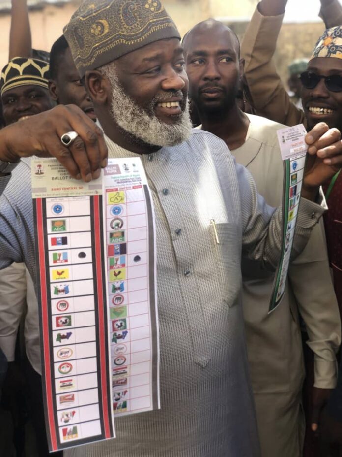 Dr Nasiru Gawuna casted his votes at his PU 019 Gawuna ward in Nasarawa Local Government Area of Kano state.