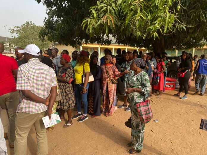 Voters on queue at the Utako Primary School polling unit