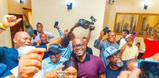 Seyi Makinde celebrating his re-election in the governorship elections with his supporters