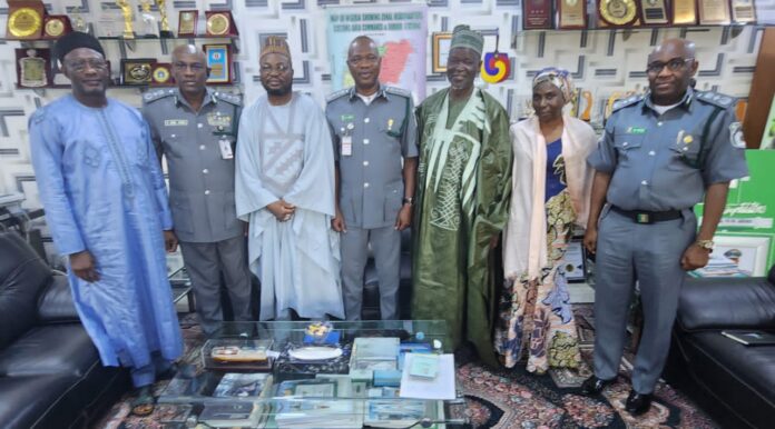 The Acting Comptroller-General of the Nigeria Customs Service (NCS), Mr Bashir Adewale Adeniyi (M), members of the Arewa Economic Forum and other Custom officials