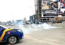 Police Foil Fresh EndSars Protest at Lekki Toll Gate Police disperse teargas at Lekki Toll-gate