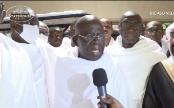 Tinubu Offers Prayers for Nigeria During Umrah in Makkah President Bola Tinubu in Makka, offers prayers for Nigerians